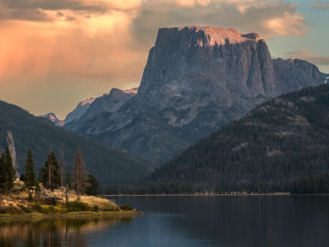 View f152de7a66175d2ff0ed26f7b52f6a67.jpg by Andrew Lockwood