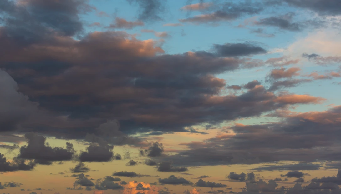 View 6ff800a2f39689a73ed1f9a0e688a9c4.jpg by Geoffrey Gilson