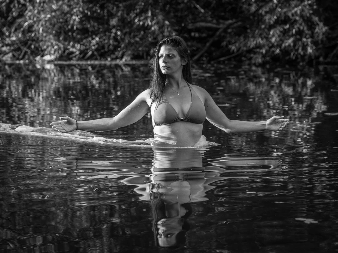 View cc1f44dd50fd8a7f7f0f84c13893fde1.jpg by Alex Fremer