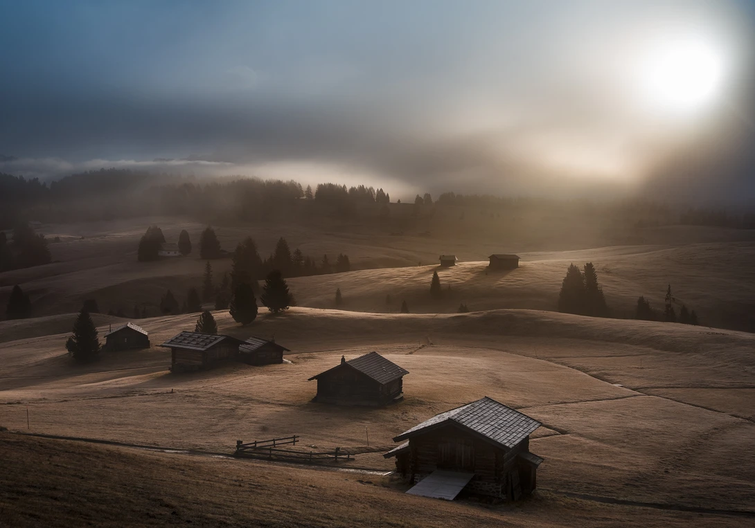 View da2f2e81d80e738ff3f0e02a97a59411.jpg by Bruce Neeka