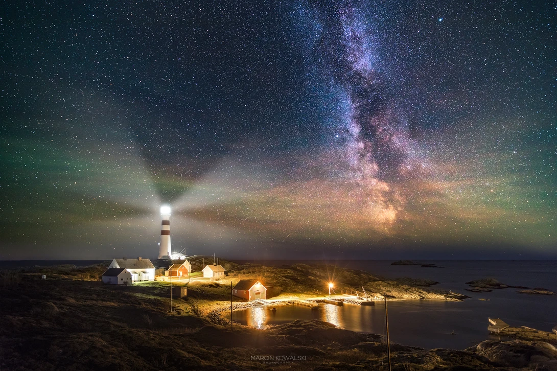 View 23ac94c2fdd07730b804086e35e592f8.jpg by Marcin Kowalski
