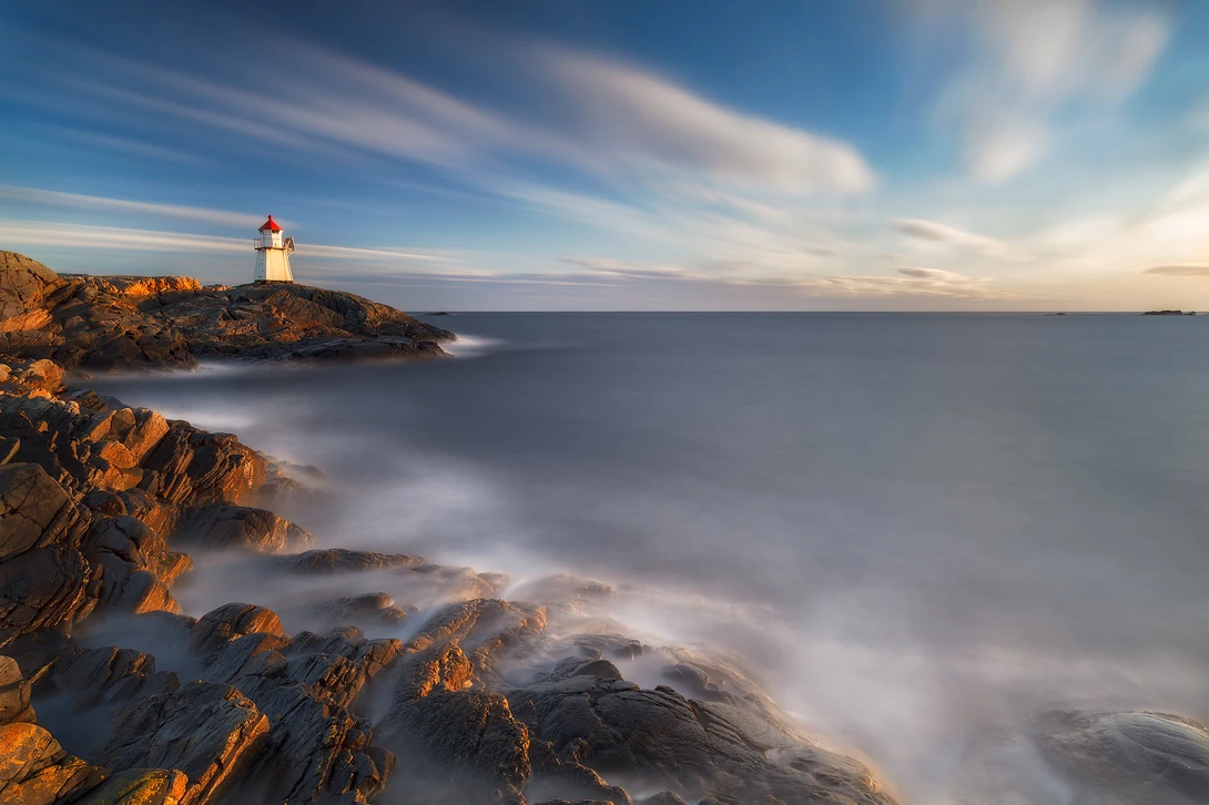 View ad76ff110561a3775d54c5bd3c8b6933.jpg by Marcin Kowalski