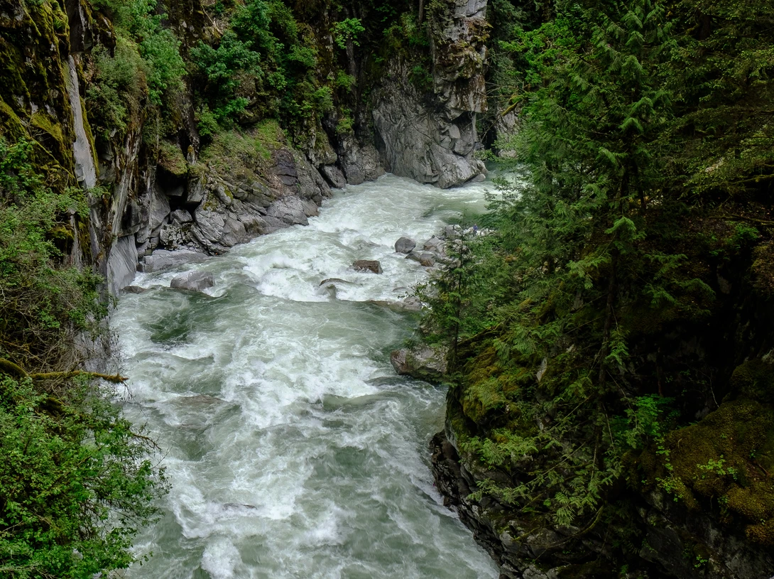 View c001dcf858af98b522adc177cf18f5df.jpg by Scott Steinson
