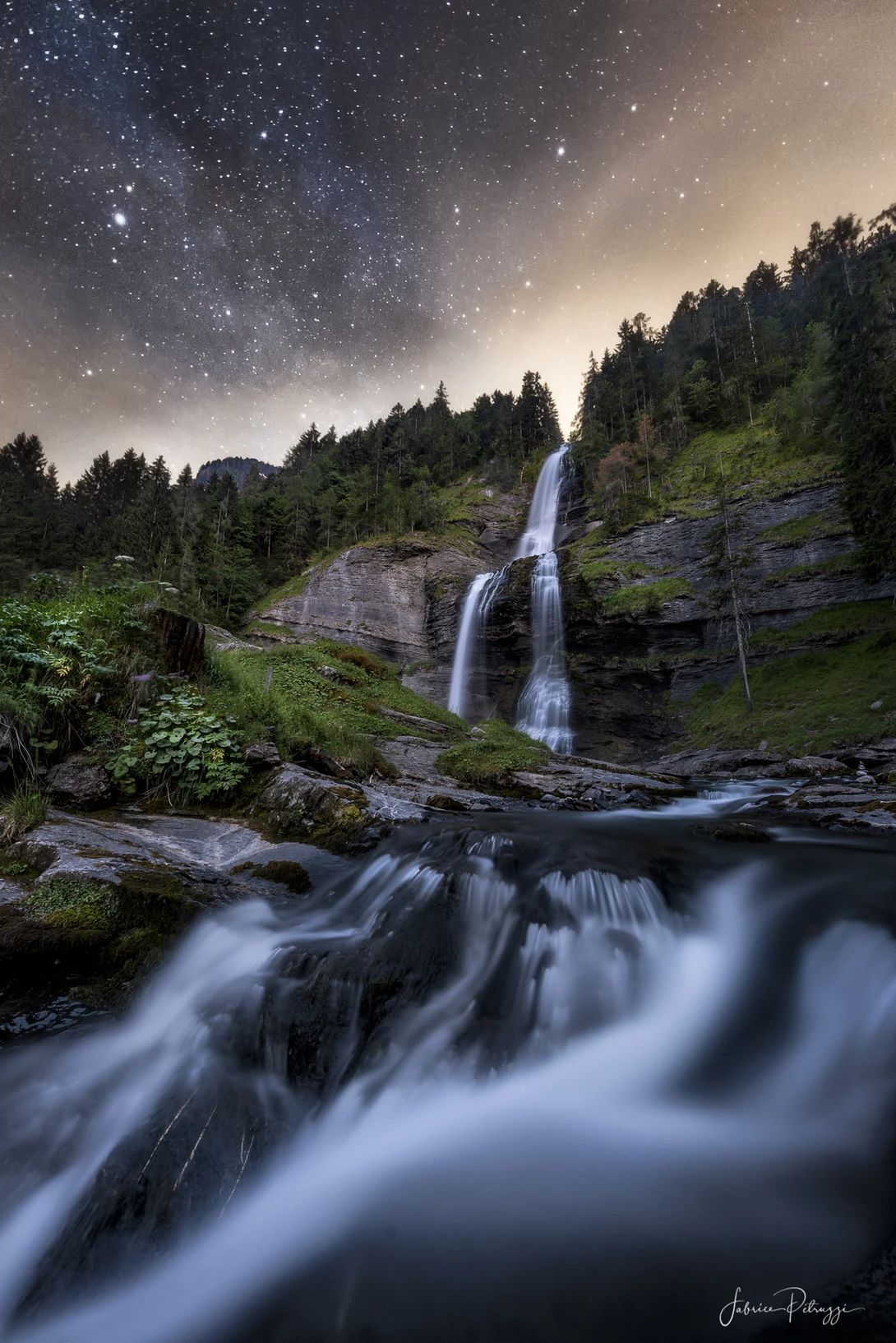 View 2ee6727aaba2595b50a0d6ed3e828070.jpg by Fabrice Petruzzi