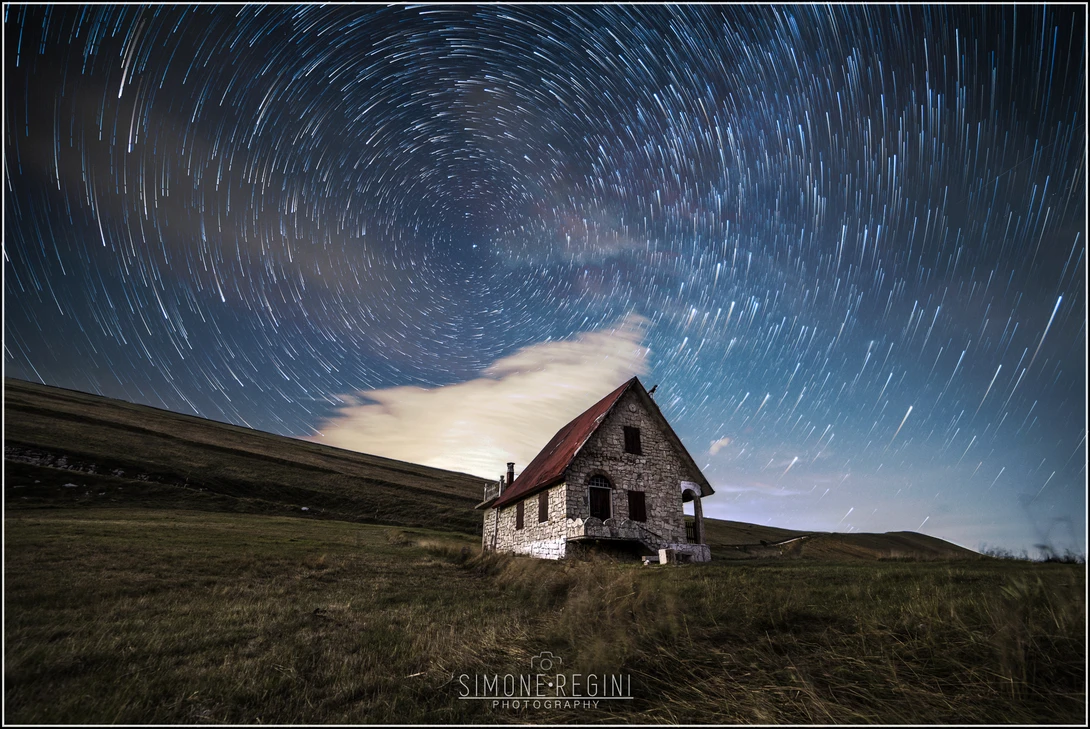 View f4f47f332f9eff327656c10332c2d298.jpg by Simone Regini