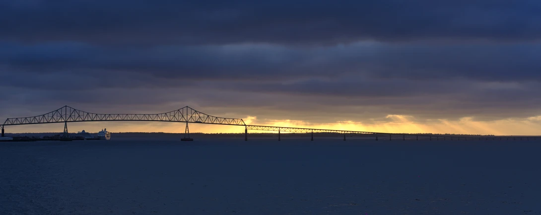 View 52fd8ecd0d7e76bfa04374ee8d9497d0.jpg by Scott Steinson