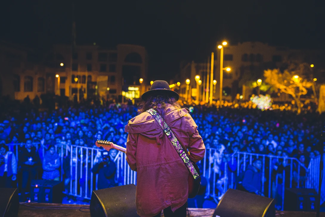 View f68a24cd336a4a639b77c1fd6c7e39e9.jpg by Matias Jorquera
