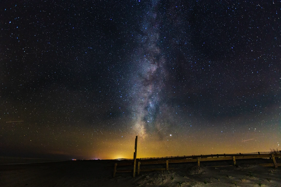 View 1ed6132d1852d76e75b847f4054d23fe.jpg by Robert Nurse