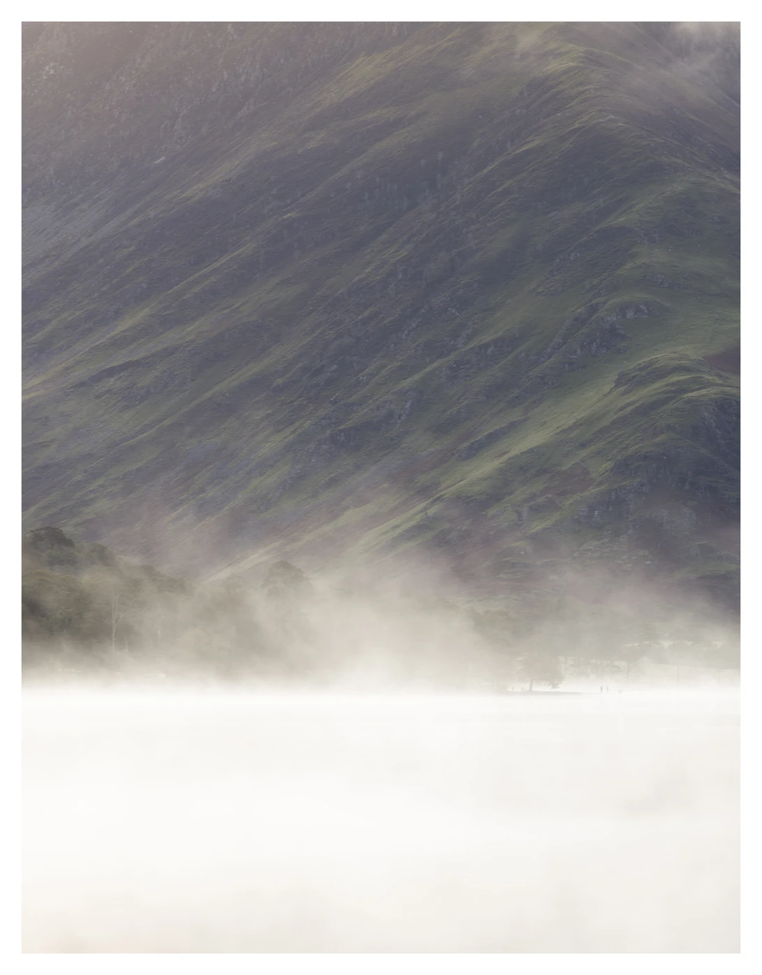 View b9abb56333e9b3ec21a7cb50d0ce3be4.jpg by James Hadley