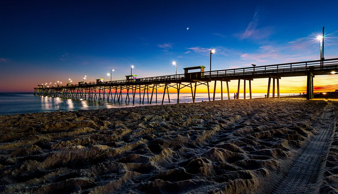View 46ce4c58b08a17ccf6d52f4a31f71bbe.jpg by Kyle Foreman