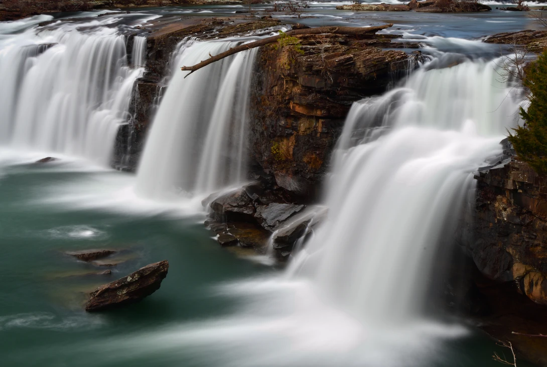 View 6a3e9a60e18efb8f605eab3d96d105c3.jpg by William Hunter