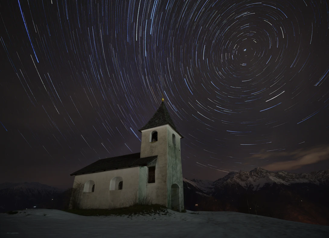View 9ed7d11701f963b88e50559fb4dfa71e.jpg by Giulio Roman