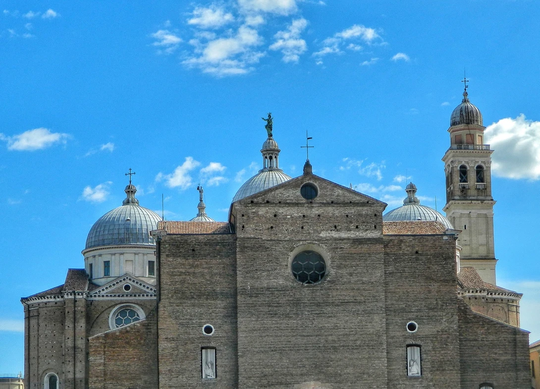 View da6f75c710e522195e584706d372cd0d.jpeg by Goran Avramovic