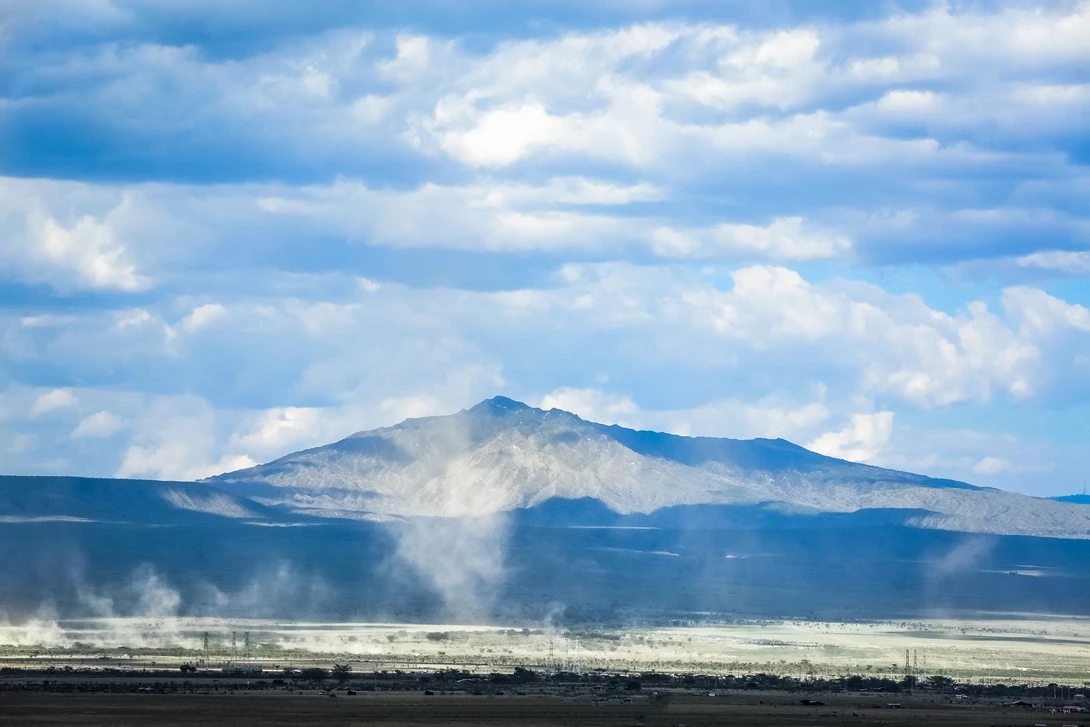View e2107b9283609956dec64eaef9c4661c.jpg by Antony Trivet