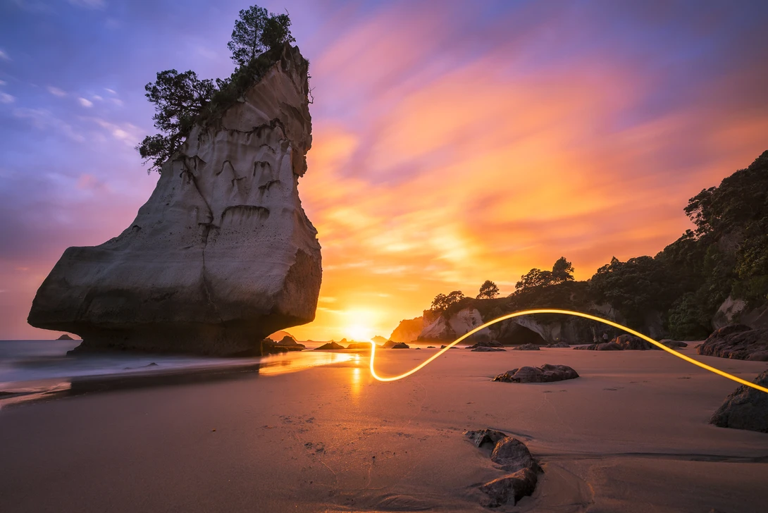 View 7e3122d83fccf3c6485beb511a738810.jpg by Jonathan Lodge