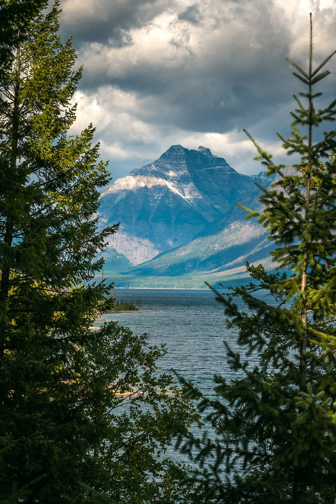 View 21d419ad86eef15acc87f38240573d0e.jpg by Trevor Parker