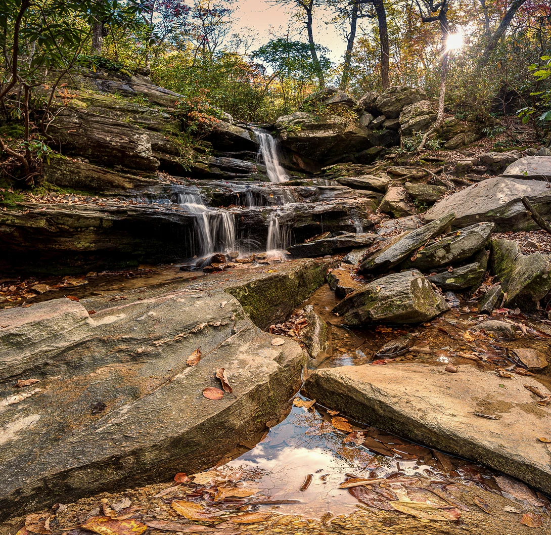 View a4bb03bc5af0ea1aece1d35503dcd698.jpg by Kyle Foreman