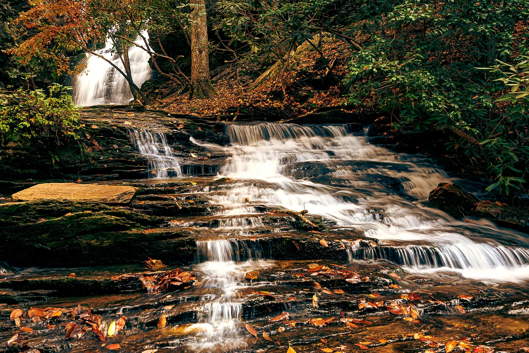 View ecba3a3fde1938829b4f431616f1b032.jpg by Kyle Foreman