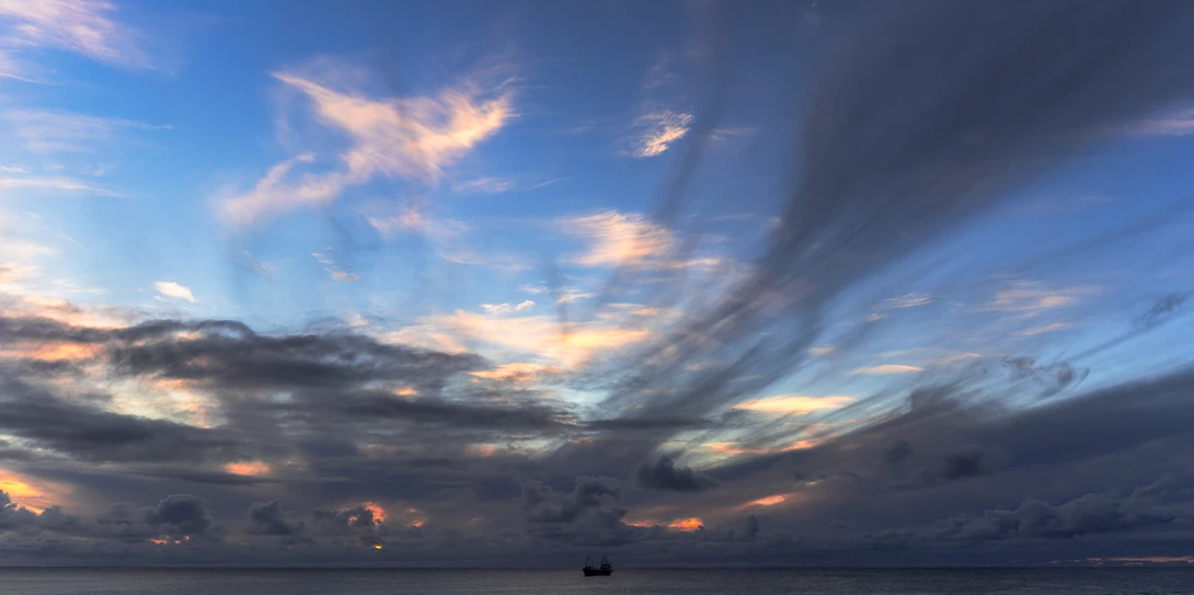 View c5262de2cba41e56e6fb9f2237c388c5.jpg by Rémi Carbonaro