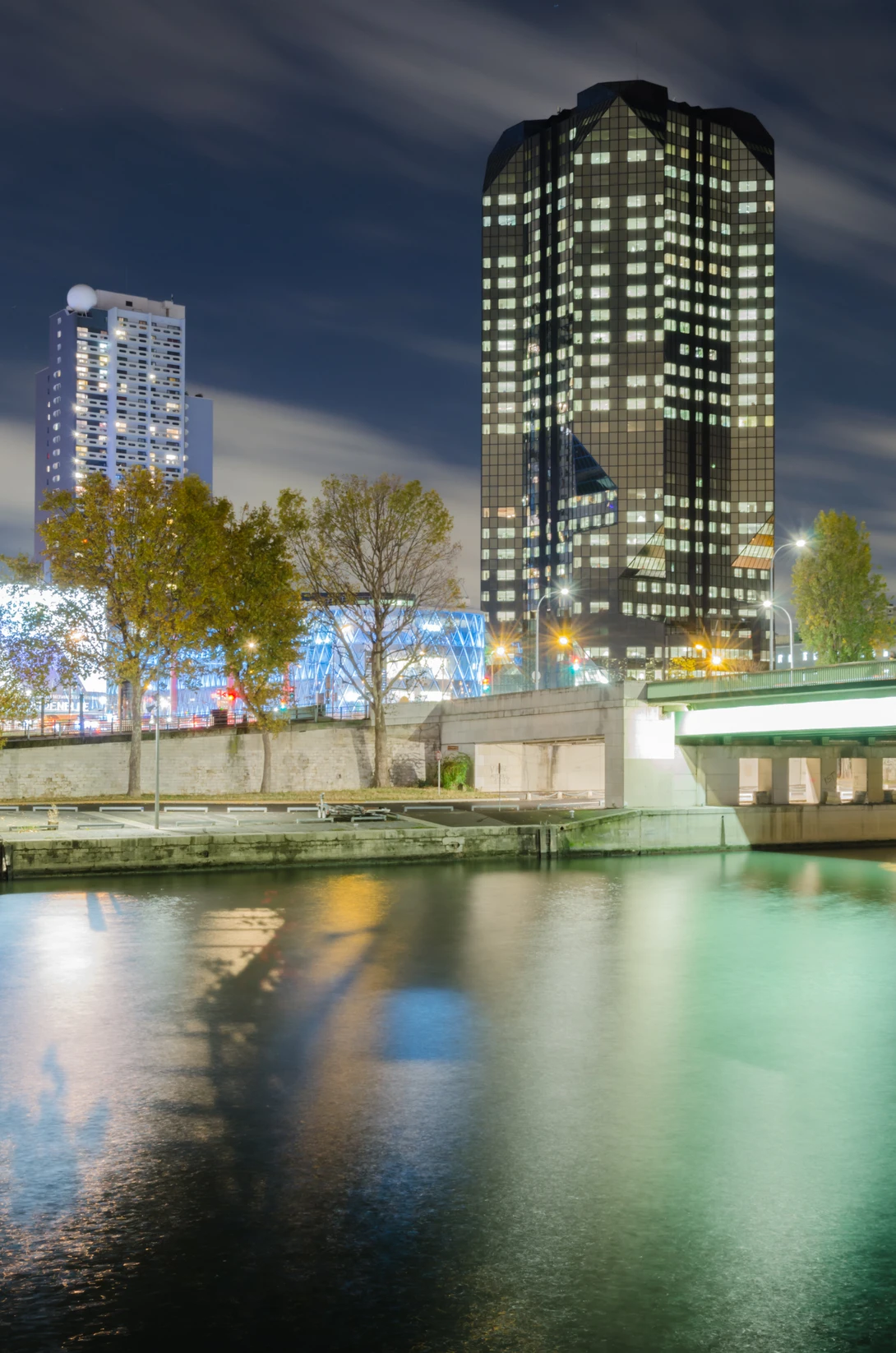 View Paris night by Vito Cagnazzo
