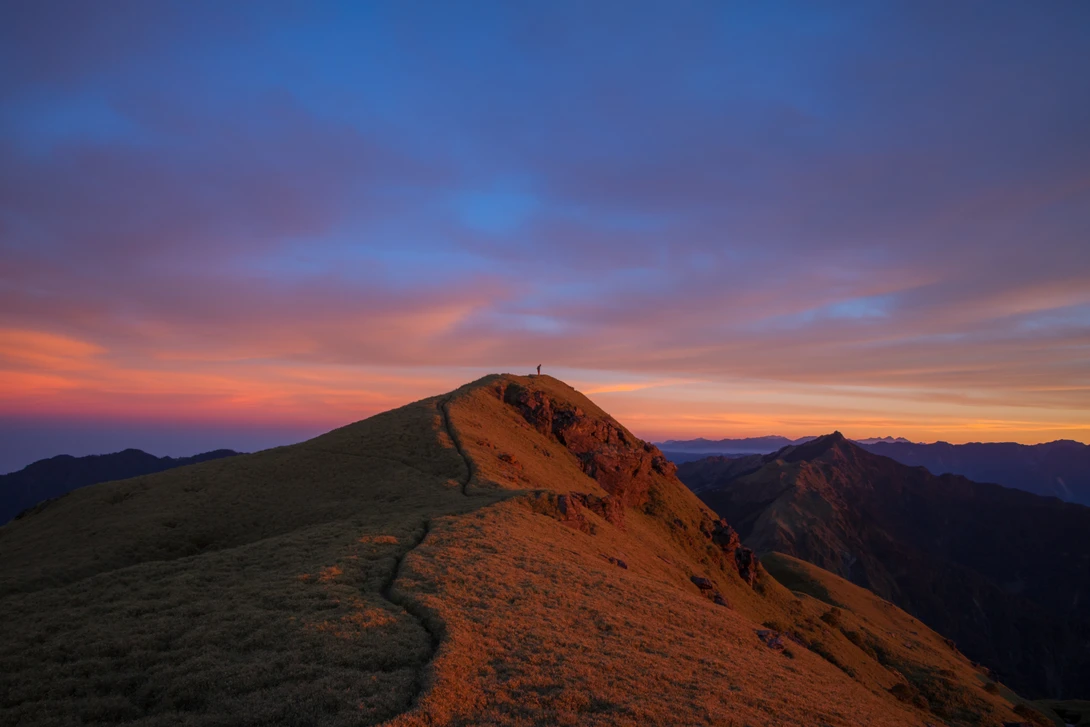 View High Mountain Sunsets by Ryan Hevern