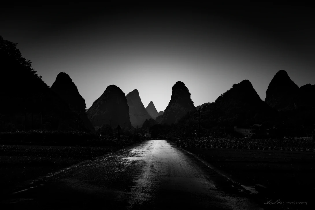View West Forward by Ke Liu