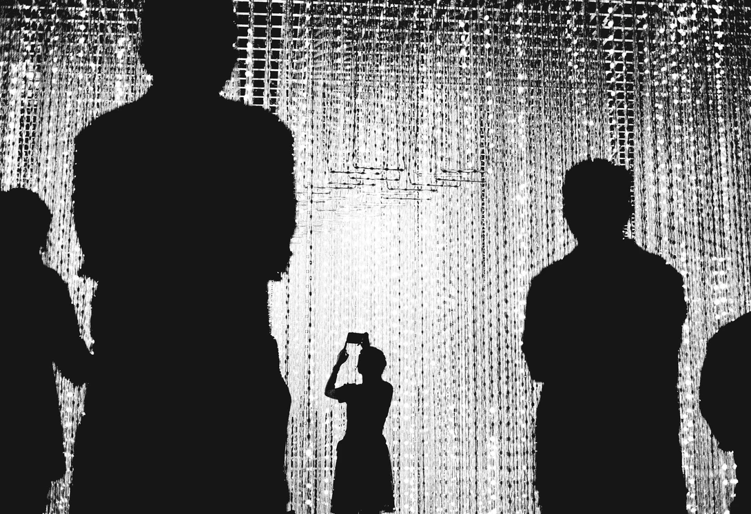 View people on lights 3 by matteo fabbian
