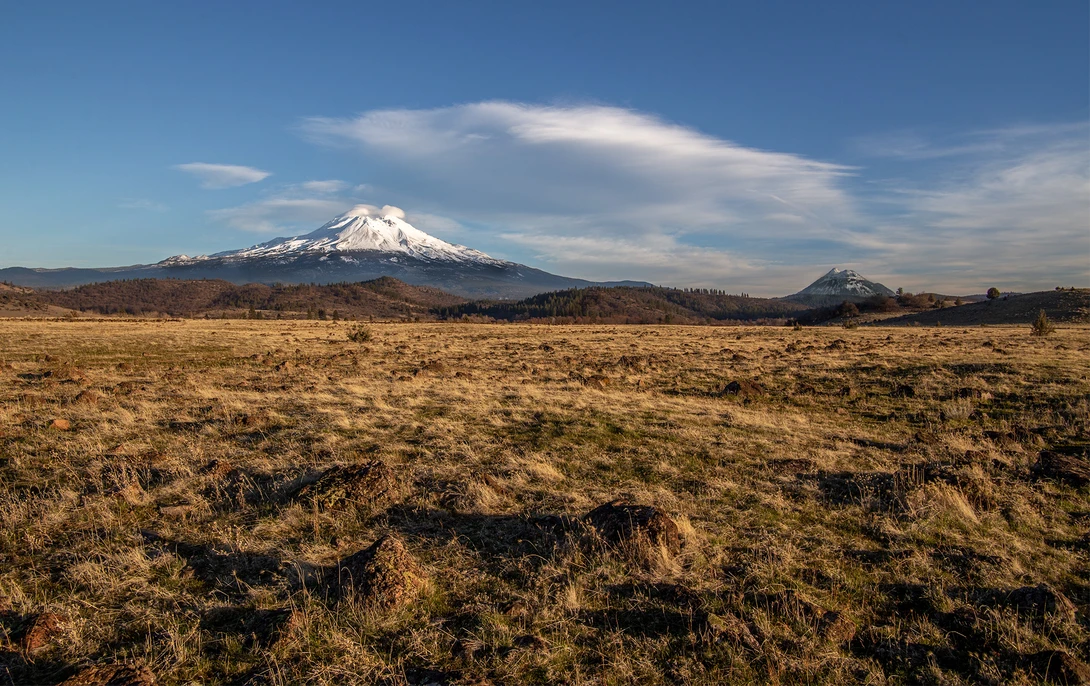 View Mt Shasta by Stefan Olsson