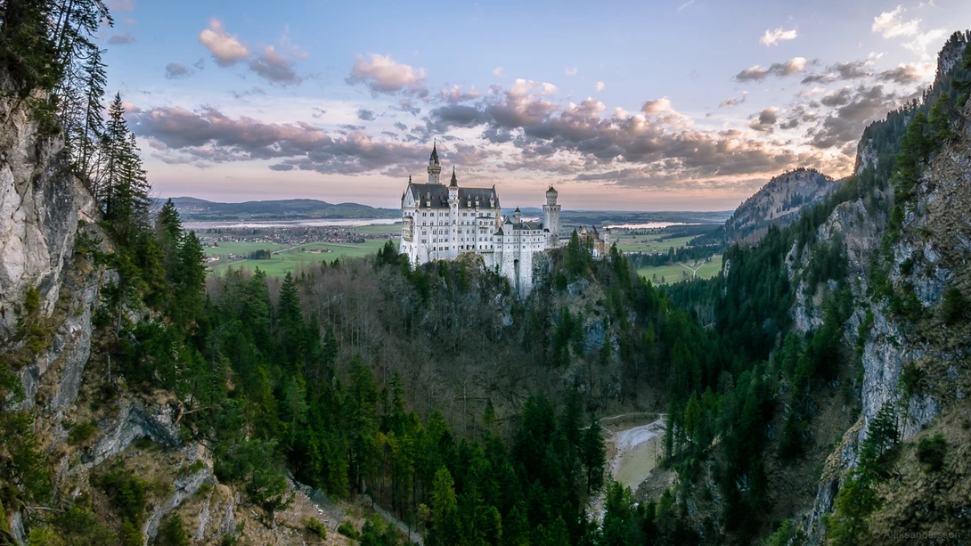 View 192a536e424137947c3924293e0c8941.jpg by Stas Aleksandersson