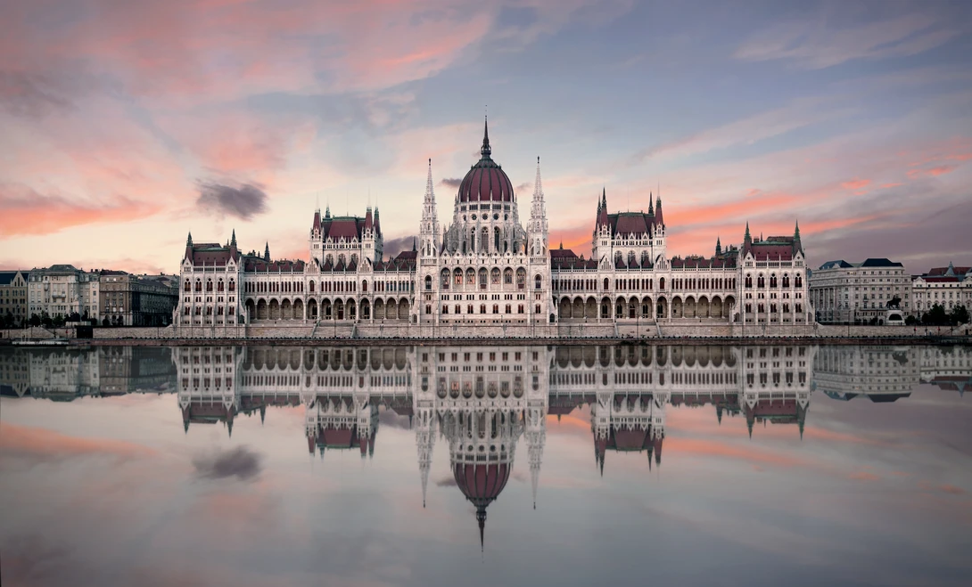 View Hungarian Parliament Building by Bartek M. Wojtkunski