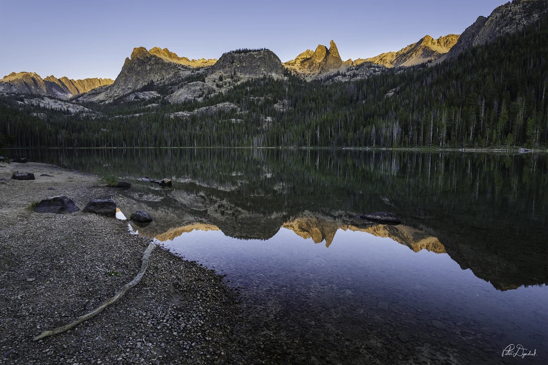 View Hell Roaring Lake by Peter Dyndiuk