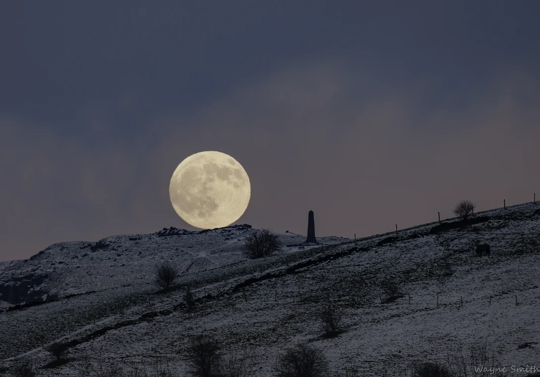 View Moonrise by Wayne Smith