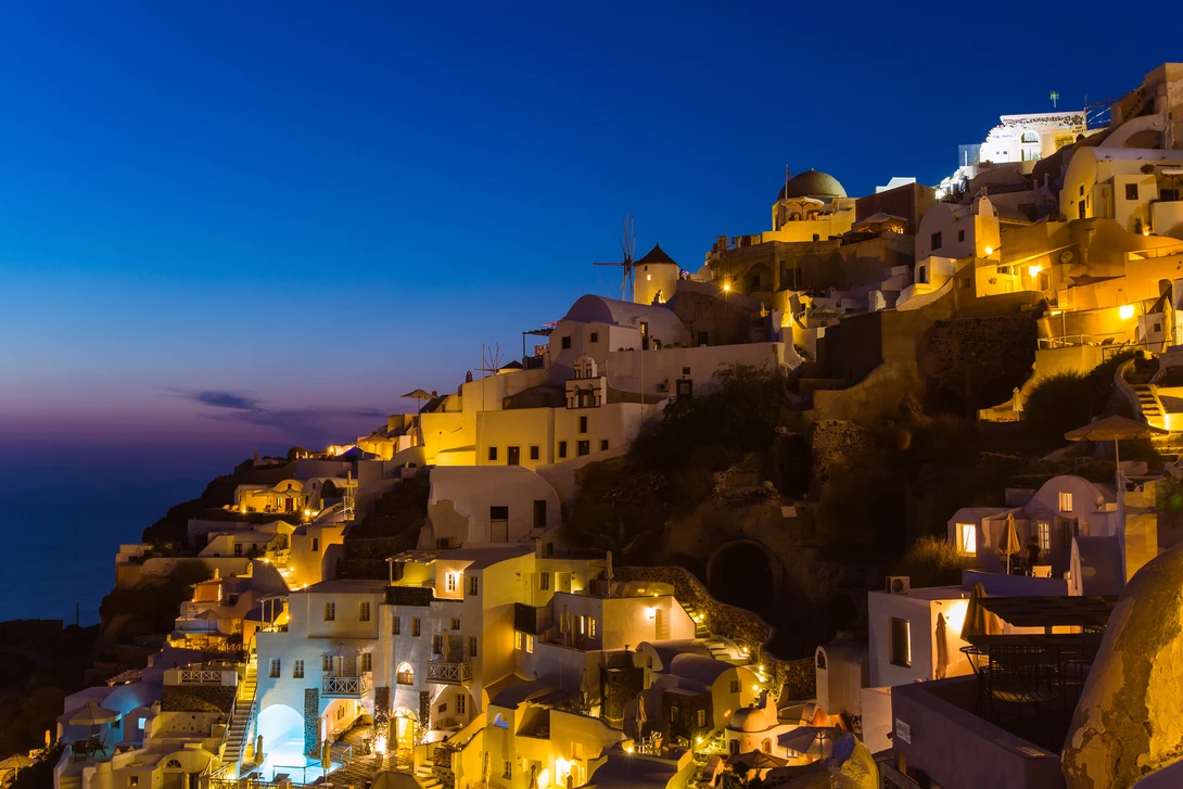 View 612ec7a3c9c27c10ae315d4078887c5a.jpg by Michael Muro