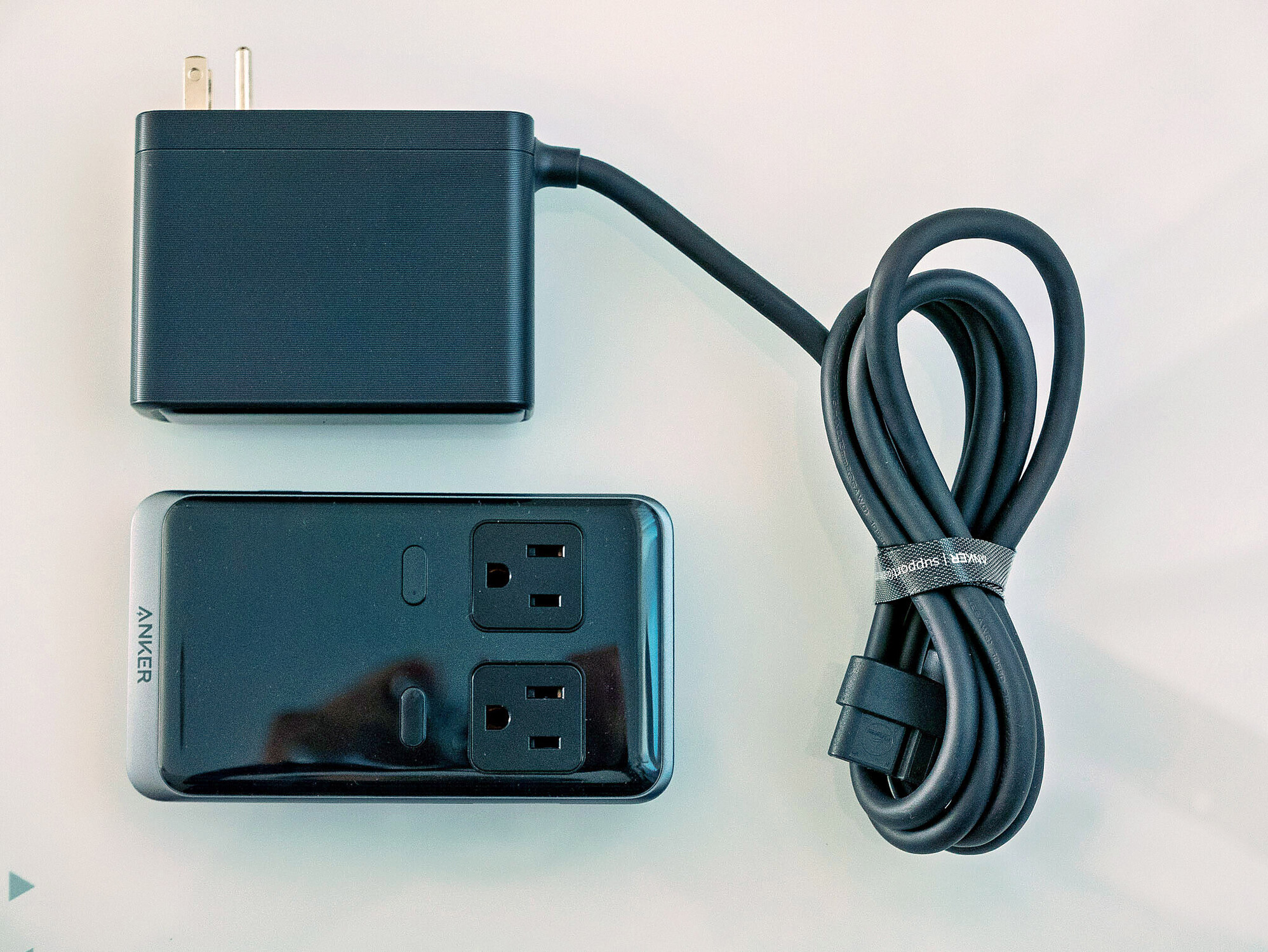 yeti portable power stations Yeti 3000x Portable Power Station – Overland Kings main image 1