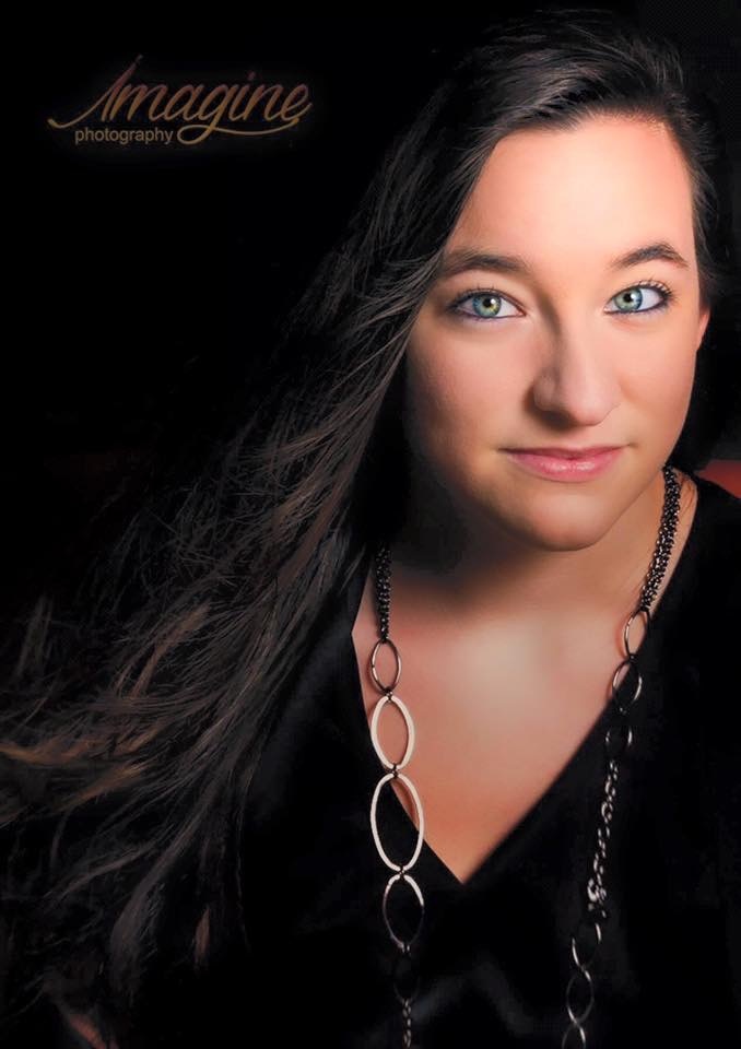 Abby Portrait by Deanie Charles Wittkamp | Fstoppers