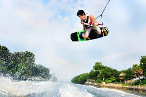 Nikon D300s f/5.6 @ 1/2500 ISO 1250