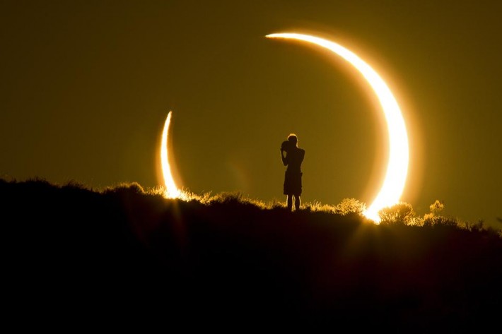 smithsonian-photo-contest-naturalworld-solar-eclipse-colleen-pinski