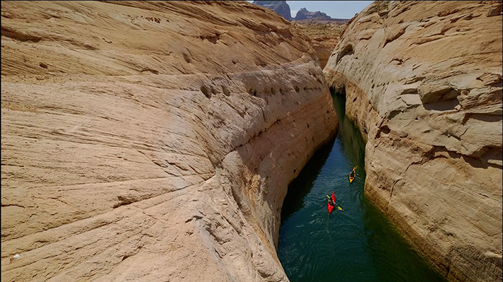 Fstoppers_Alvarez_kayak_nokia_rich