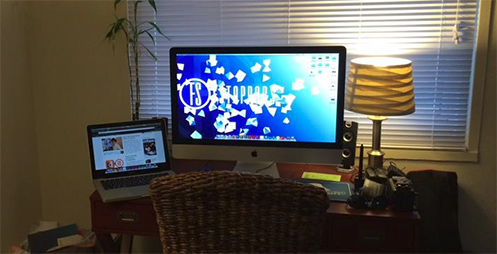 Jaron-Desk