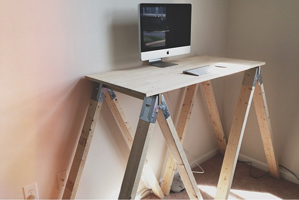 standing-desk-fstoppers-sarah-williams