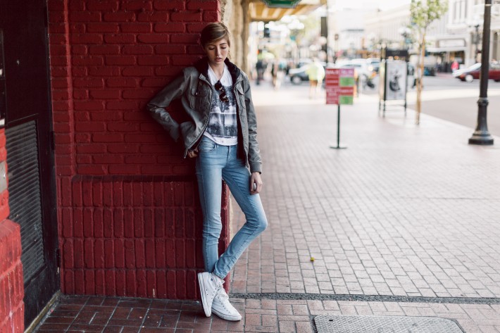 john-schell-life-style-down-town-san-diego-red
