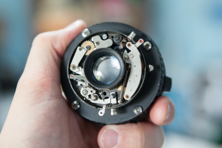 Lubitel 2 to Canon EOS Retrofit